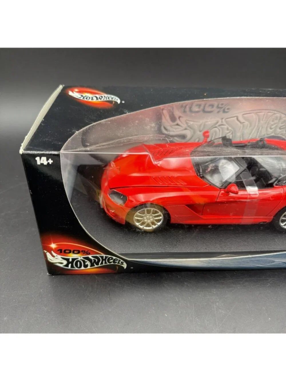 1/18 Hot Wheels 2000 Dodge Viper RT-10 Red